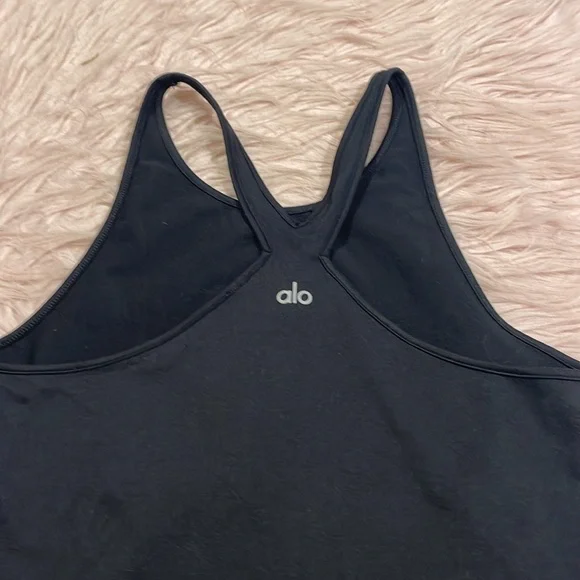 ALO Yoga SELECT Racerback TANK BLACK - Picture 6 of 7